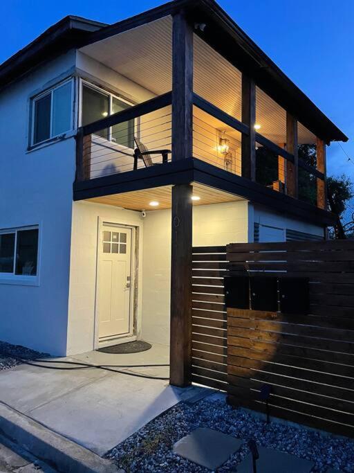 Shares Courtyard Luxury Apt - New! Rockledge Exterior foto